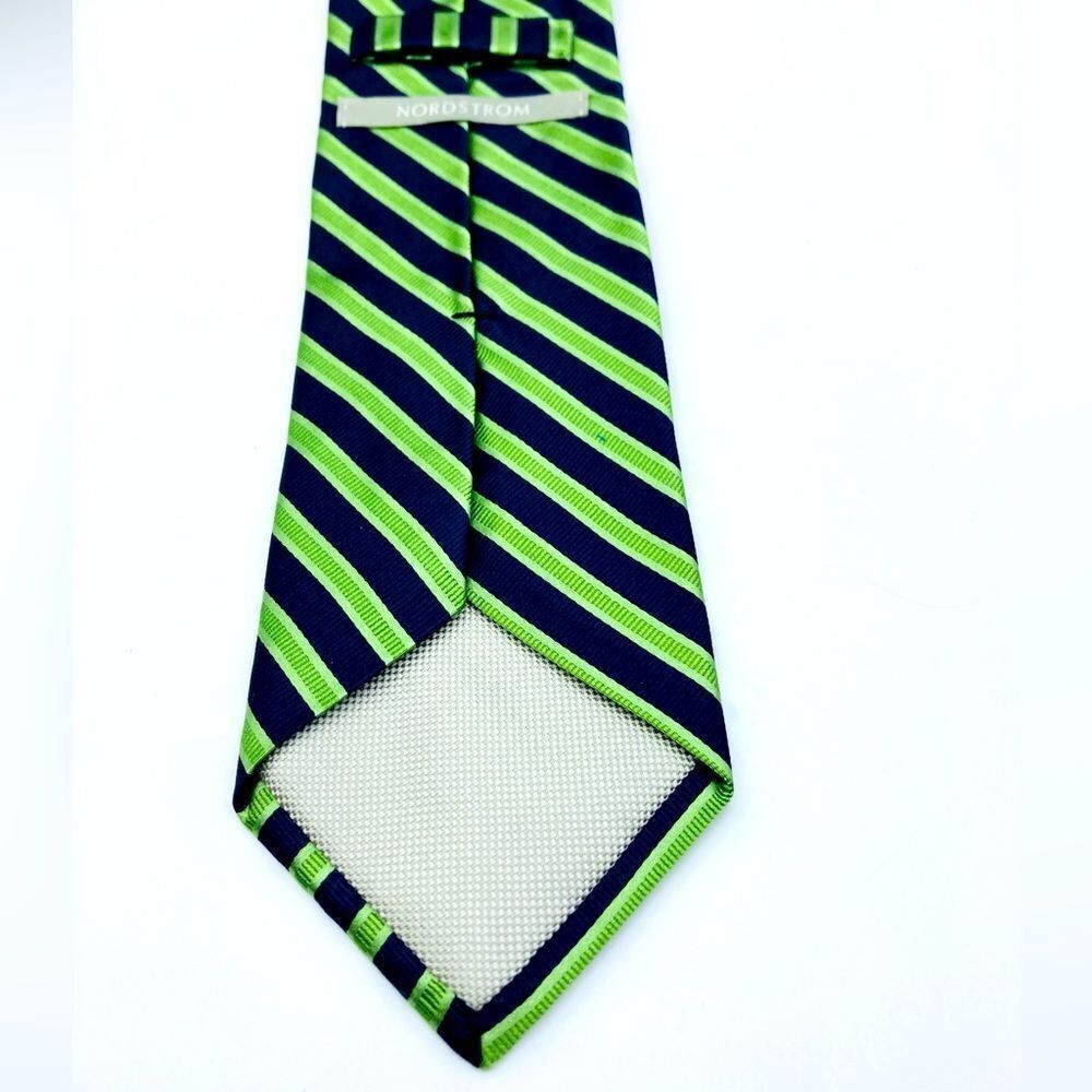 Nordstrom Men’s 100% Silk Striped Neck Tie - Picture 5 of 6